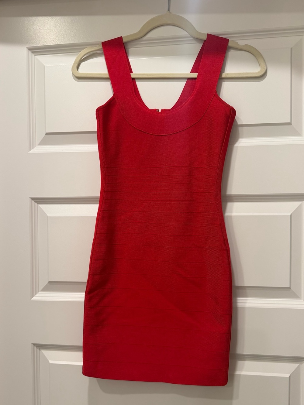 Marciano red scoop neck bandage mini dress size S